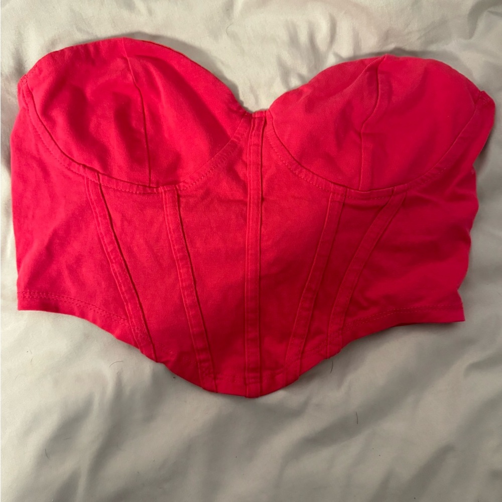 Pink sweetheart crop top